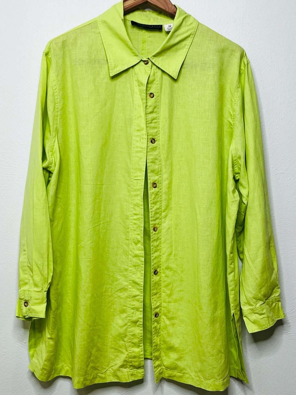 Harvé Benard by Benard Holtzman Lime Green Linen Cotton Blend Button-Down Long S